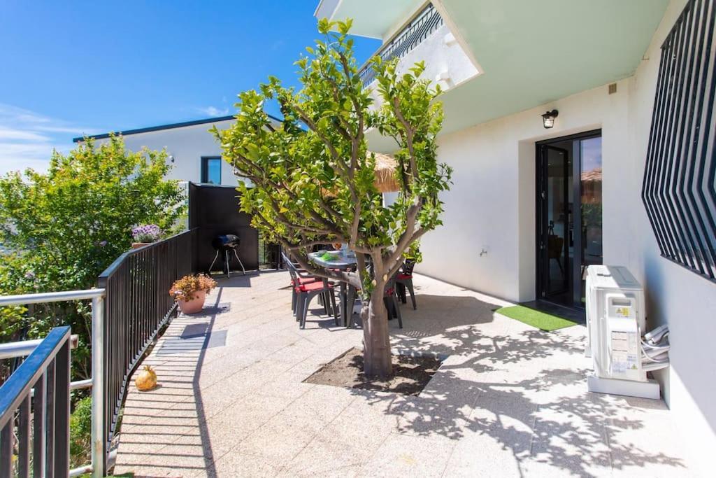 Echapee Belle - Vinayard View - Jacuzzi Bbq - Parking Apartment Nice Bagian luar foto
